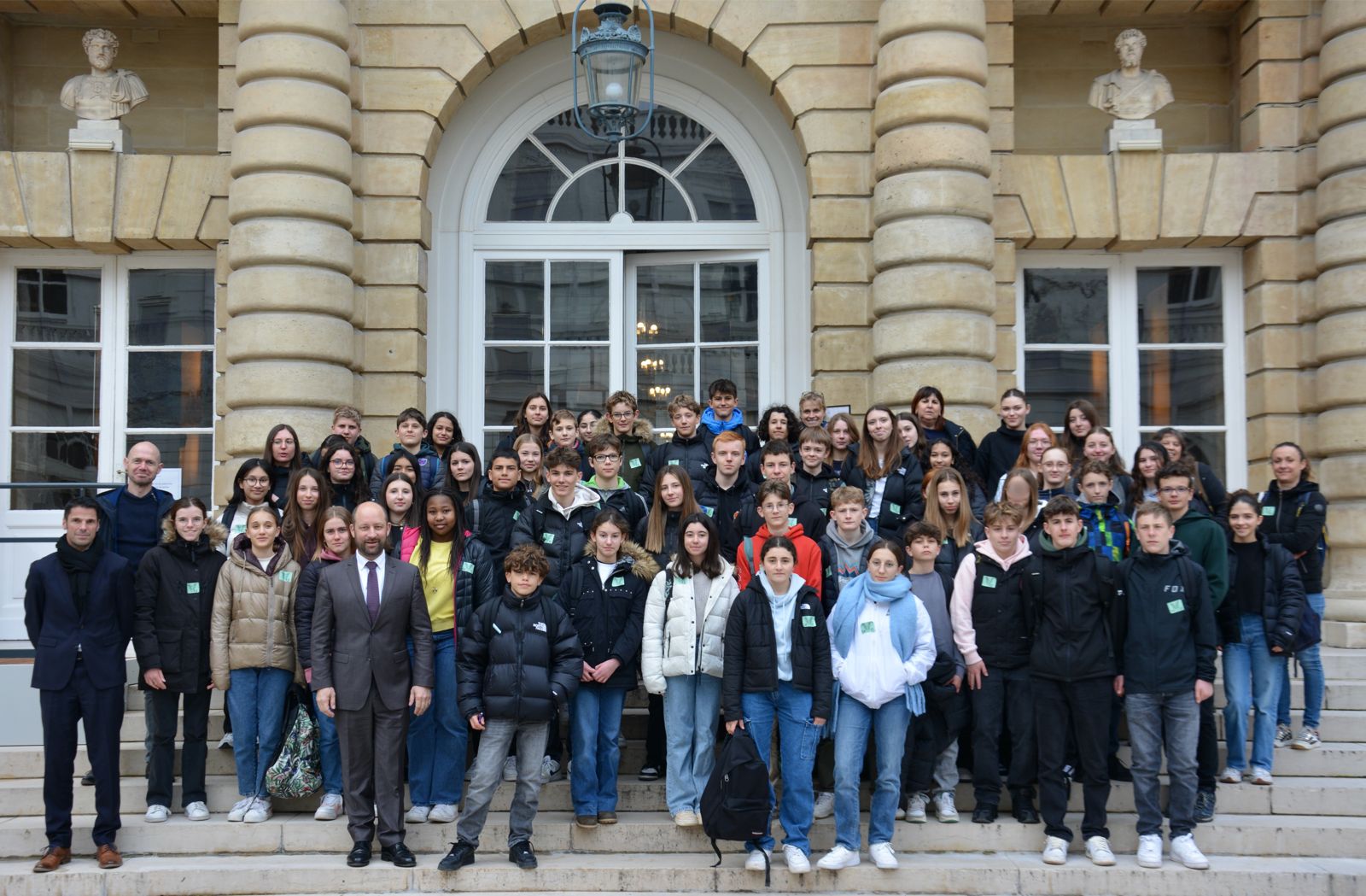 Loïc HERVÉ reçoit les élèves du Collège Sainte-Marie de la Roche-sur-Foron
