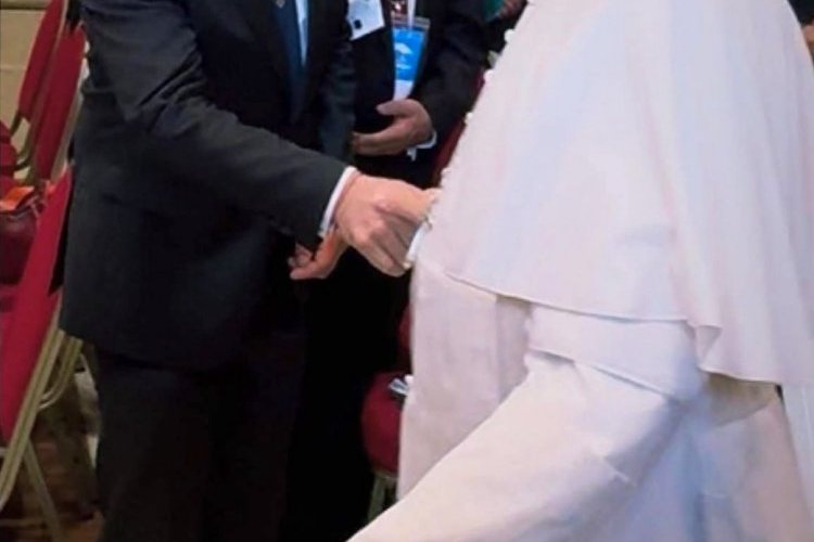 Loïc HERVÉ rencontre le Pape Léon XIV à l’occasion du Jubilé des gouvernants et des parlementaires
